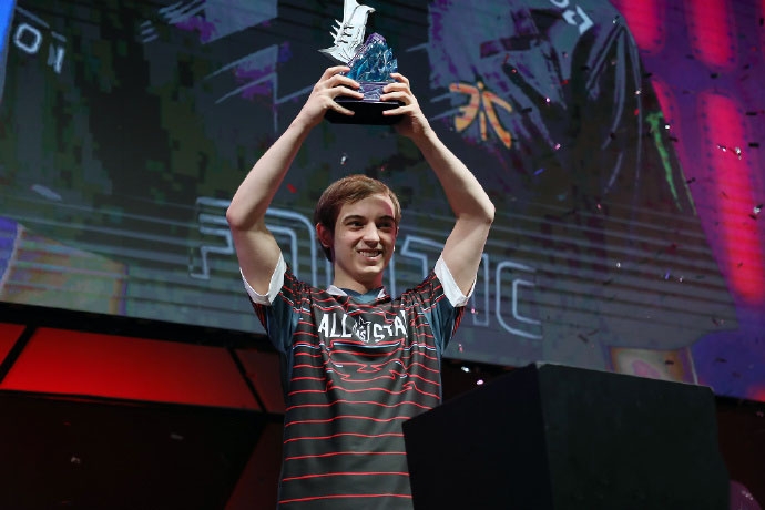 库里不满杜兰特枪杀自己